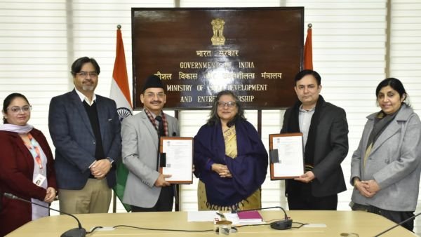 एमएसडीई और वाधवानी फाउंडेशन ने प्रोजेक्ट नव्या के तहत किशोरियों के लिए समग्र विकास मॉड्यूल को बढ़ावा देने हेतु सहयोग किया