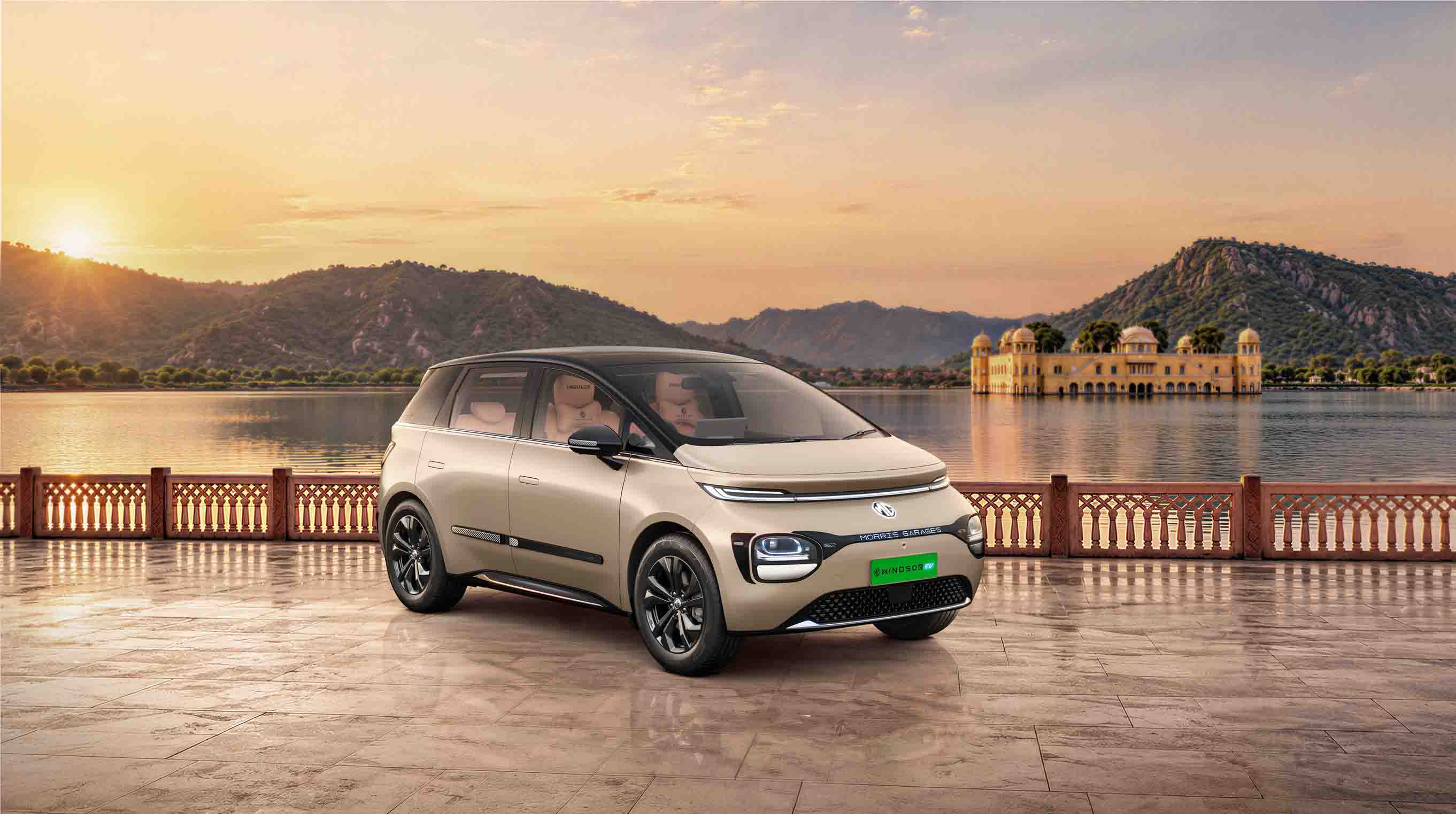 भारत की नंबर 1 EV* MG Windsor INDULGE Edition INR 17,99,800 (एक्स-शोरूम) की कीमत पर लॉन्च। Business-Class आराम का और भी शानदार अनुभव।
