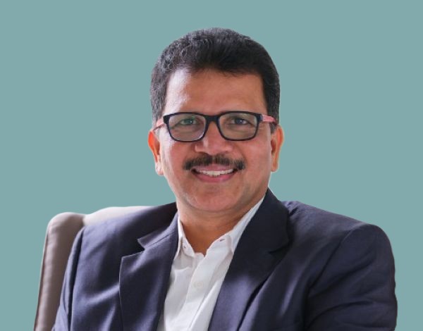 भारत में कंडोम की समस्या पहुंच की नहीं है। यह चिंता मिथकों, चुप्पी और आनंद को लेकर है।
