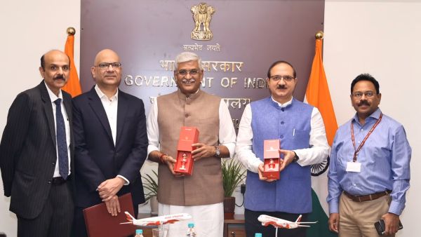 एयर इंडिया और पर्यटन मंत्रालय ने भारत को वैश्विक पर्यटन स्थल के रूप में संयुक्त रूप से बढ़ावा देने के लिए समझौता ज्ञापन (MoU) पर किए हस्ताक्षर
