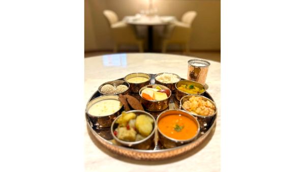 एअर इंडिया ने भारत की विविधता को सम्मान देते हुए लाई विशेष क्युलीनरी पेशकश; उड़ानों और लाउंजेज़ में परोसे त्योहारों के खास व्यंजन