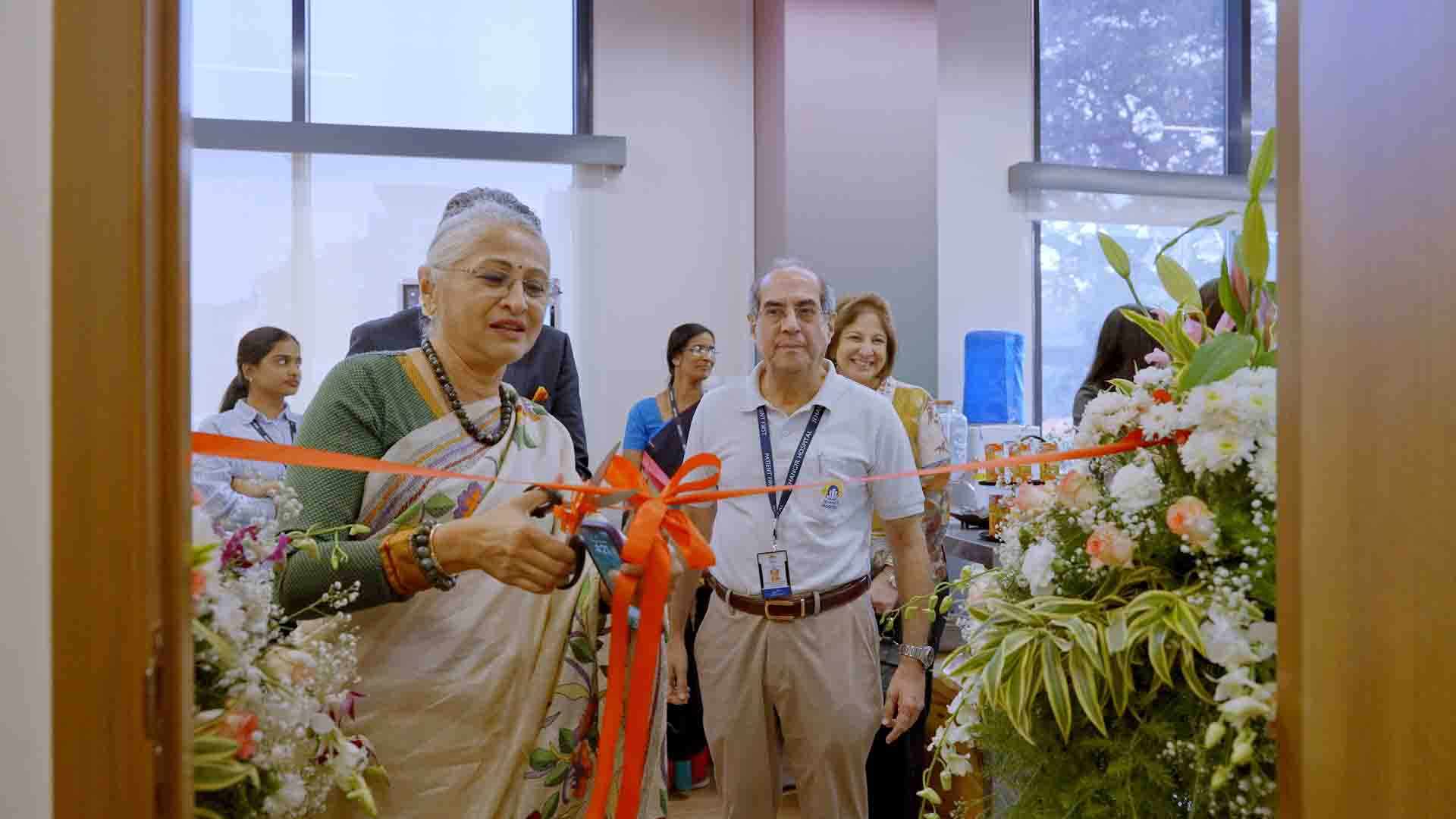 जहाँगीर वेलनेस सेंटर, इमोस्केप के साथ-साथ मरीज की भावनात्मक स्थिति की जाँच करने वाला दुनिया का पहला स्वास्थ्य-सेवा संस्थान बना