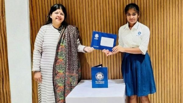 यूरोस्कूल ऐरोली की छात्रा ने स्केटिंग में दूसरा गिनीज वर्ल्ड रिकॉर्ड हासिल किया