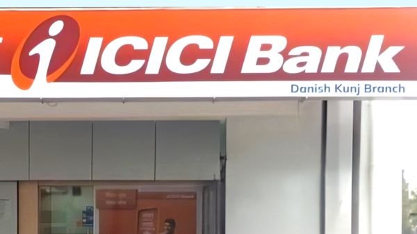 आईसीआईसीआई बैंक ने भोपाल के दानिश कुंज में नई शाखा का उद्घाटन किया