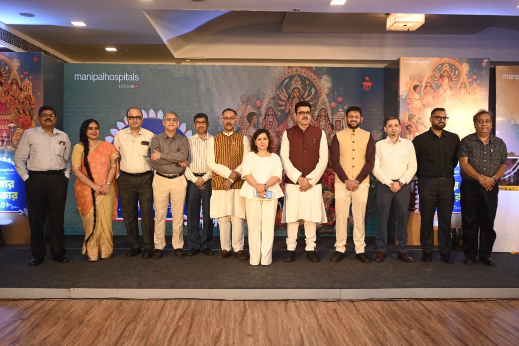 मणिपाल हॉस्पिटल्स कोलकाता ने ‘पुजोर रूपकार 2.0’ के माध्यम से दुर्गापूजा के अनसुने रचनाकारों को किया सम्मानित