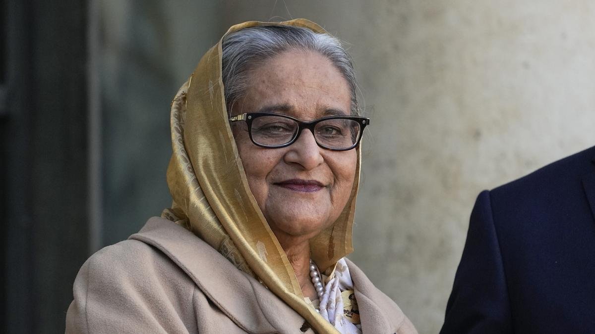 पूर्व प्रधानमंत्री शेख हसीना को मानवता के खिलाफ अपराधों में मौत की सज़ा; बांग्लादेश में तनाव और हिंसा बढ़ी