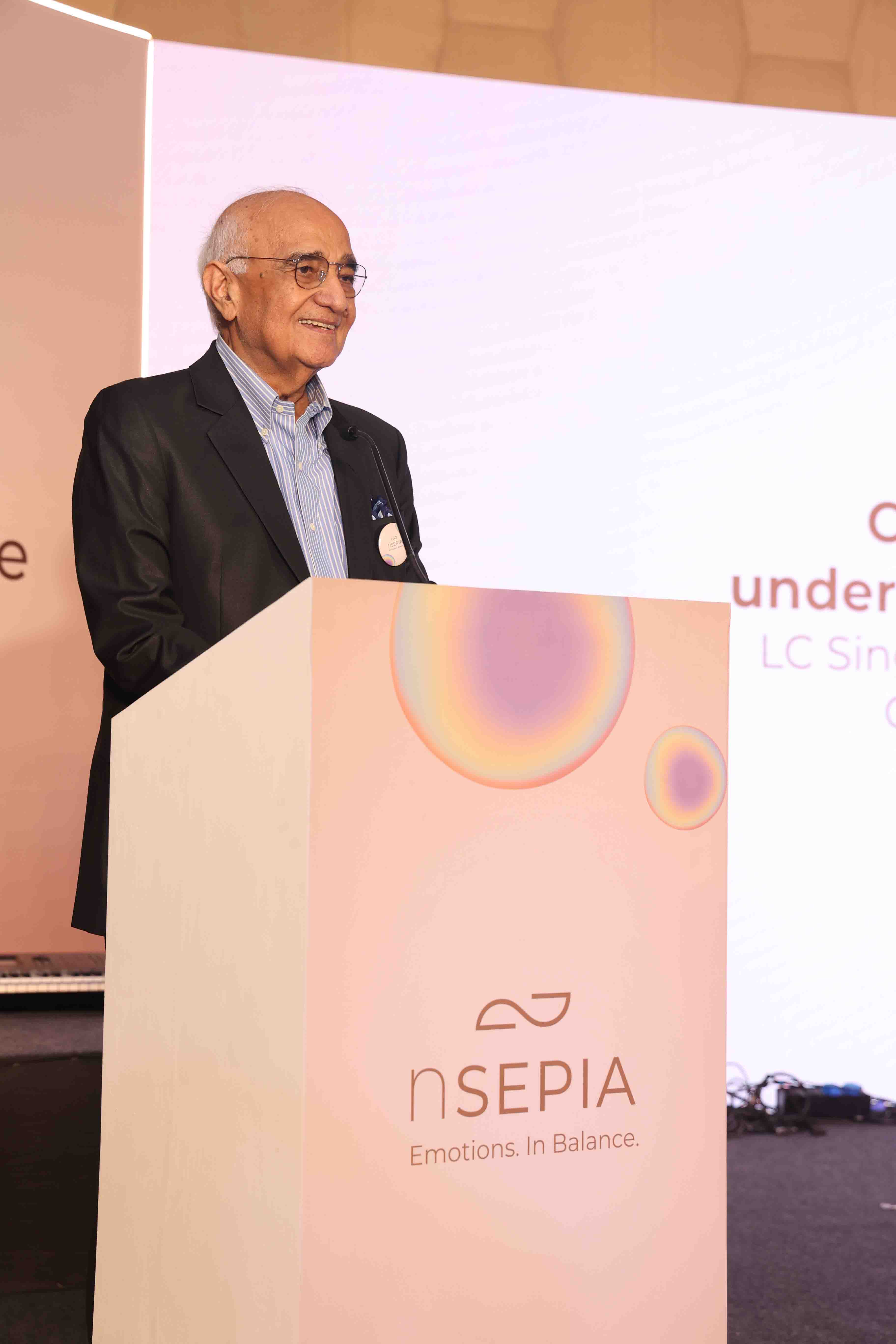निहिलेंट ने एआई आधारित भावनाओं को पहचानने और भावनात्मक स्वास्थ्य बेहतर बनाने वाला ऐप nSEPIA लॉन्च किया